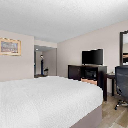 Days Inn By Wyndham Albany Suny Екстериор снимка